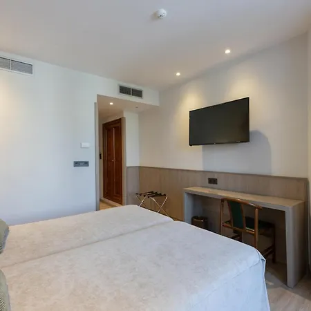 Casanova Hotel 3*