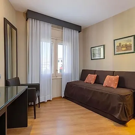 Casanova Hotel 3*