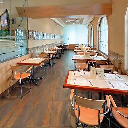 Casanova Hotel 3*